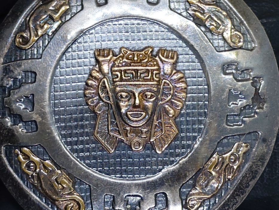 Medalion-Broșă "Divinitatea Solară Viracocha" – Argint 925 & Aur 18K