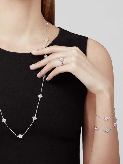 Van Cleef & Arpels VCA Gold 6 Motifs Sweet Alhambra Дамска Гривна