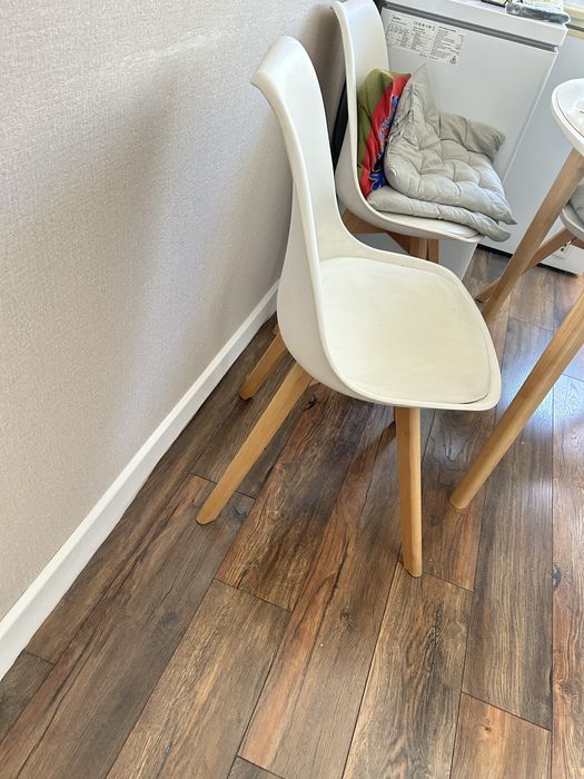 Продаю стулья для кухни