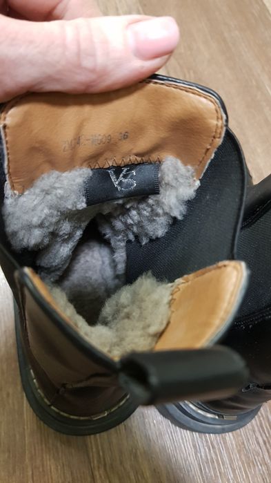 Высокие утепленные ботинки челси на девочку 36р.