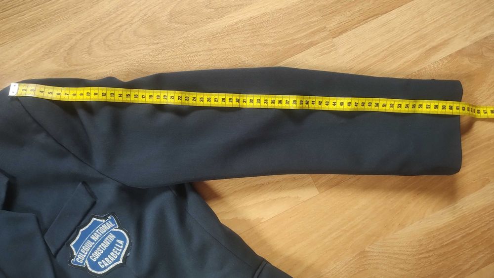 Articole de uniformă școlară