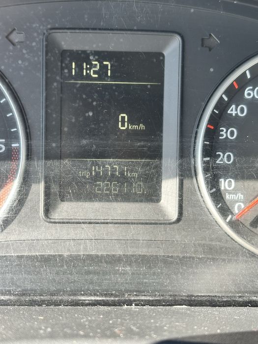 Vând Volkswagen Caddy