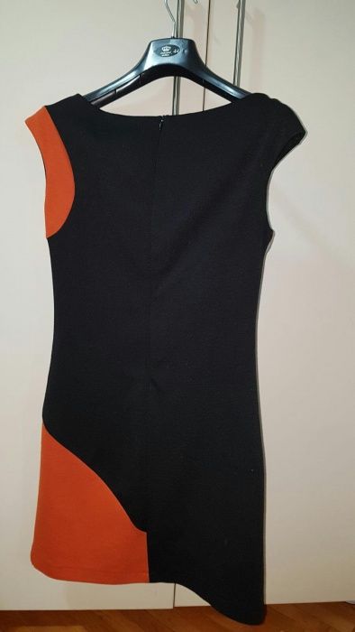 Rochie medie/mini mărime S