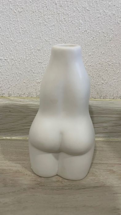 Декоративные фигурки вазочки