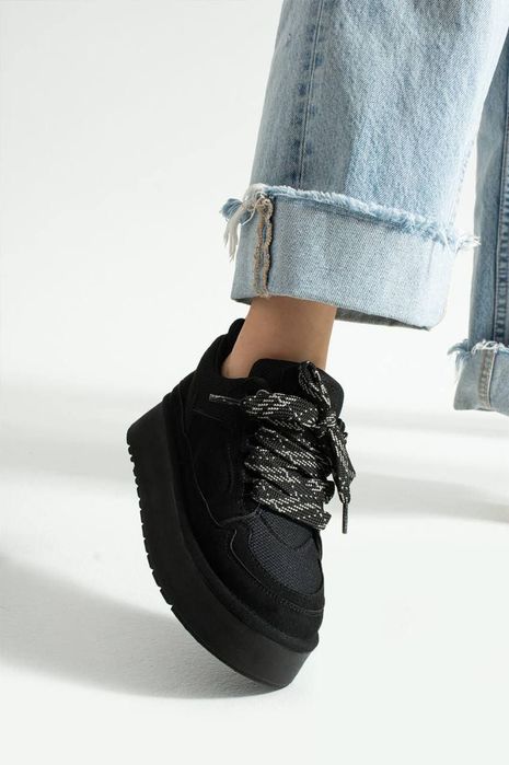 UGG cel mai nou model