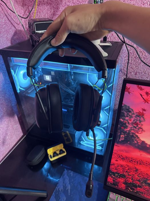 Kompyuter setup strimer va gamerlar uchun