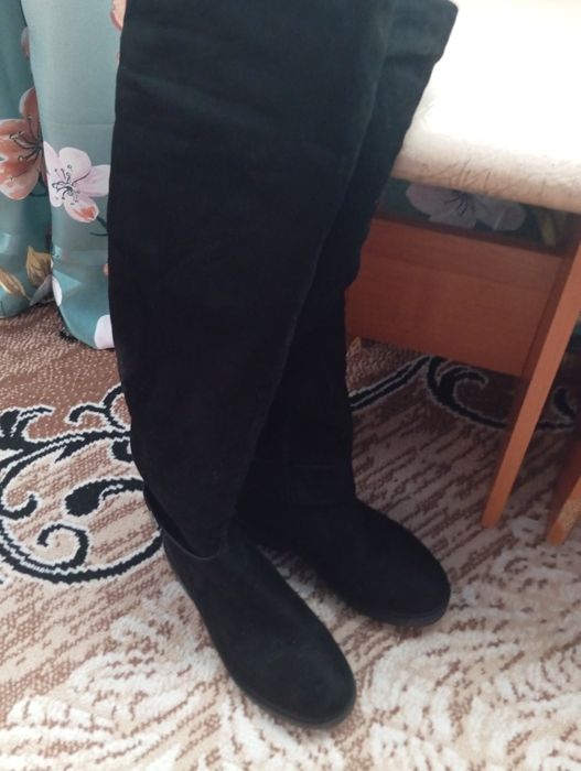 Продам ботфорты зимние