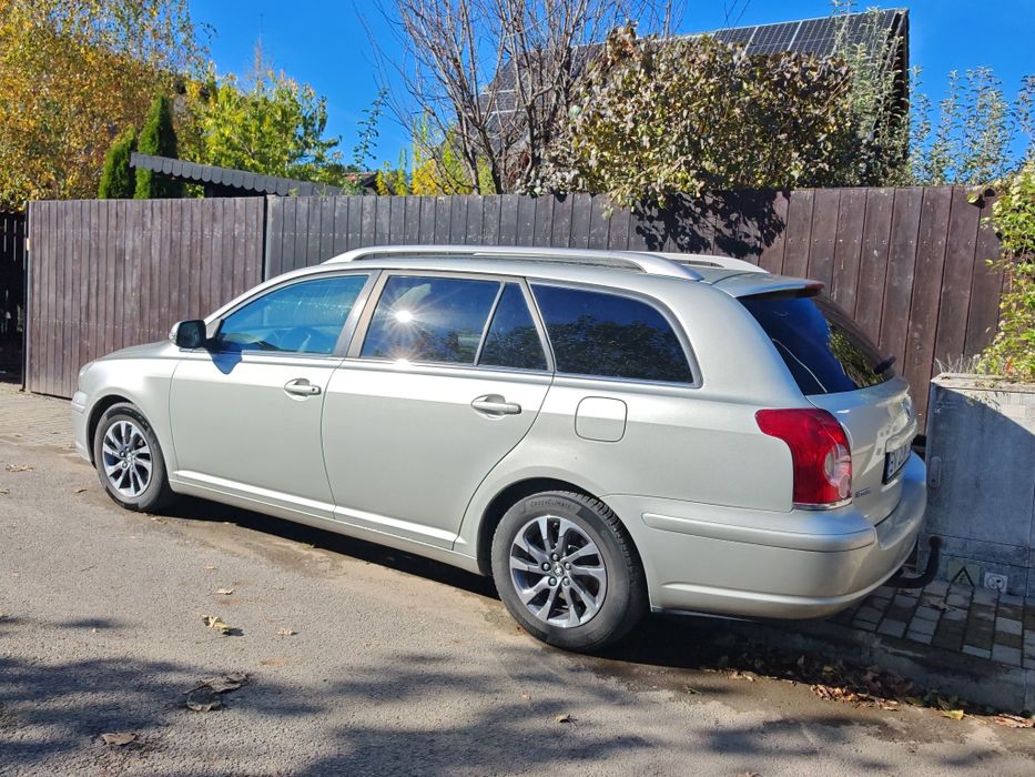 Toyota Avensis 1.8 benzina motor aspirat