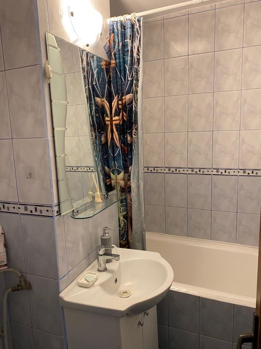 Apartament 3 camere de inchiriat