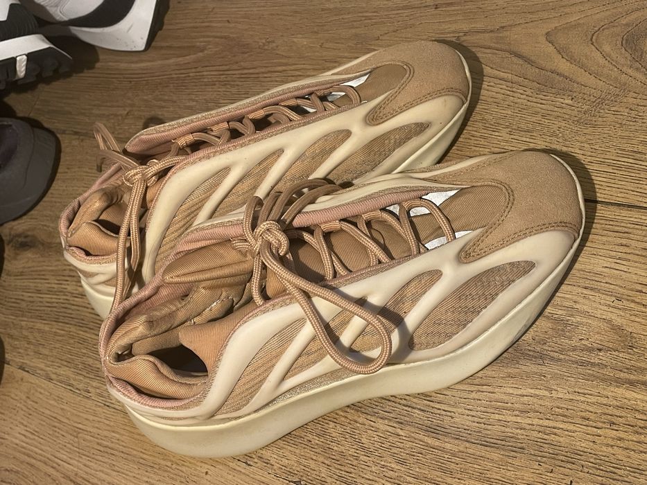 Pantofi sport, next gen, model futurist fosforescent 40 Maro