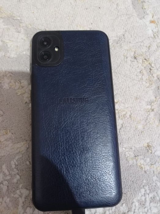 Самсунг А04Е продается