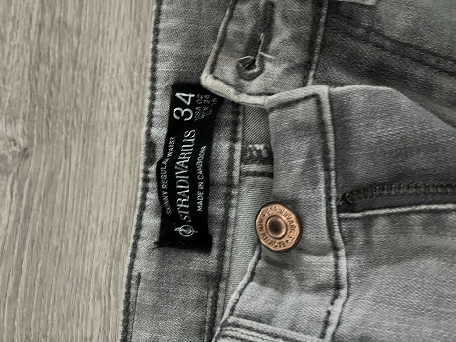 Blugi skinny Stradivarius