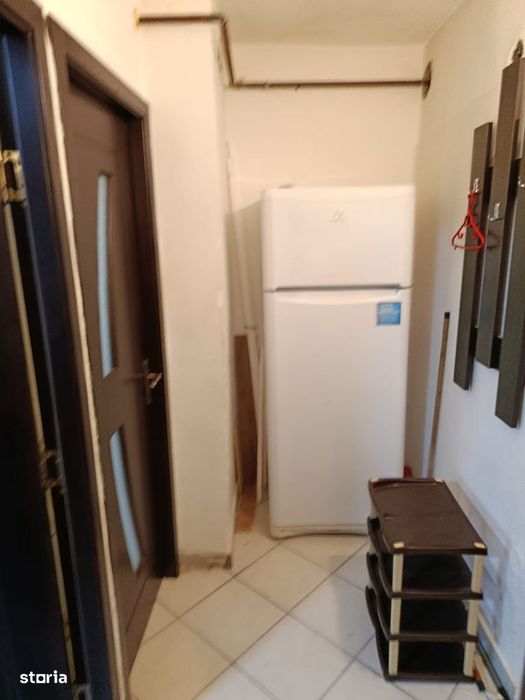 Particular Vand Apartament 1 camera in Bloc Salcia 1, Mazepa, Galati