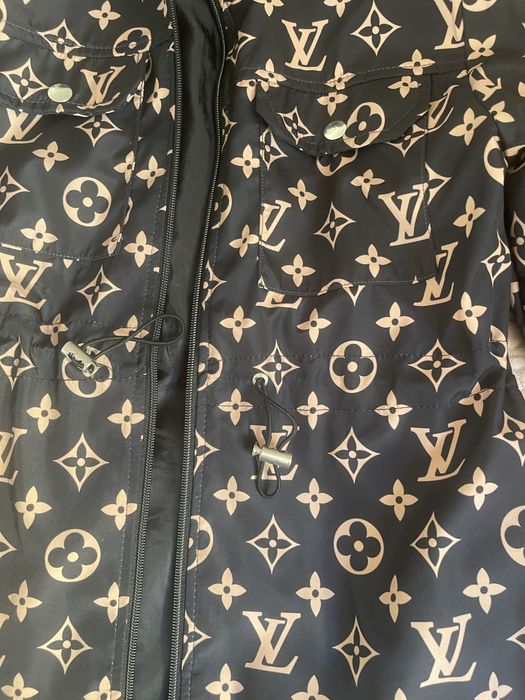 Ветровка на девочку