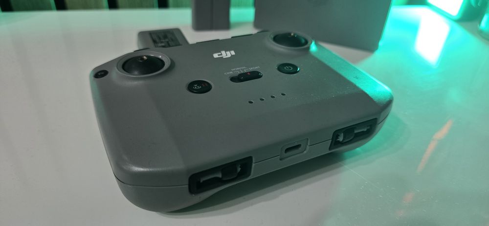 Telecomanda RC DJI