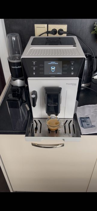 Кафемашина Delonghi Primadonna Class