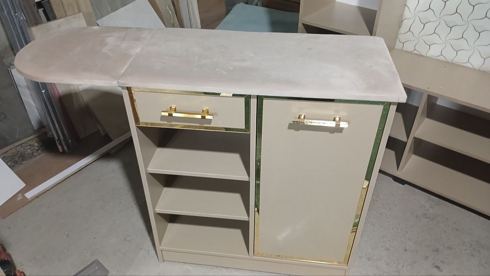 Dazmol stol holati yangi