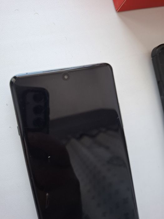 OnePlus 12 16/512