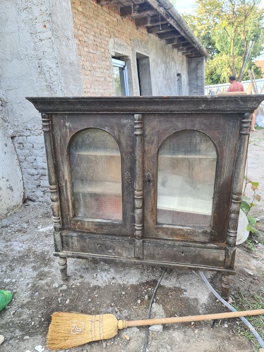 Dulap vechi ani 1900