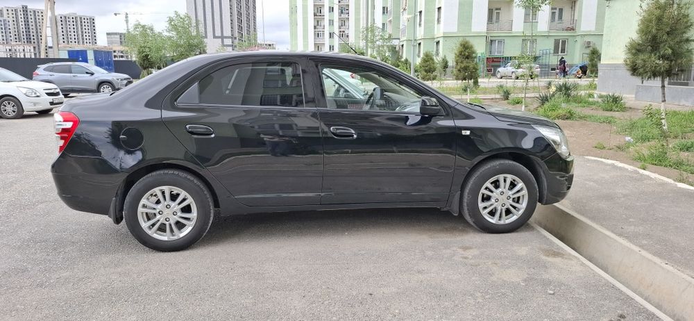 Chevrolet Cobalt 2024 — 4