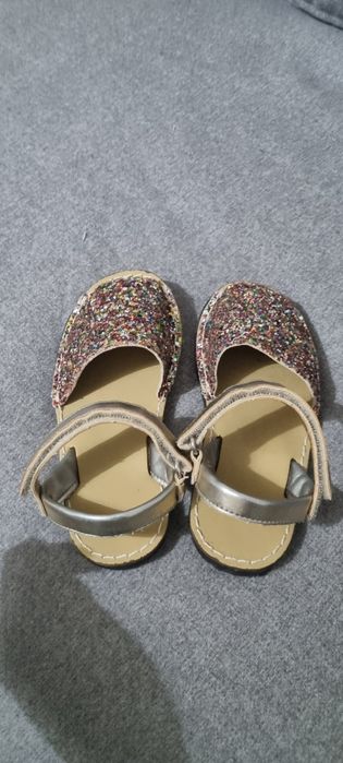 Sandale fetite  marime 27