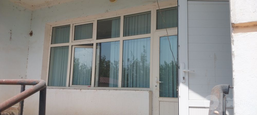 Катеж сотилади занги йул екасида