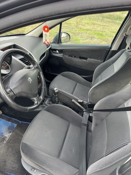 Peugeot 207 din anul 2008