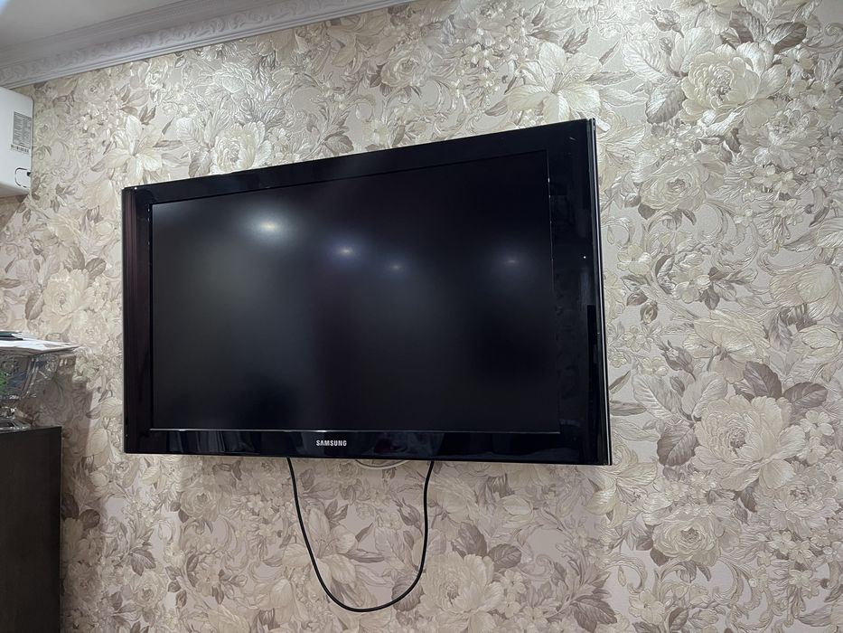 Телевизор Samsung