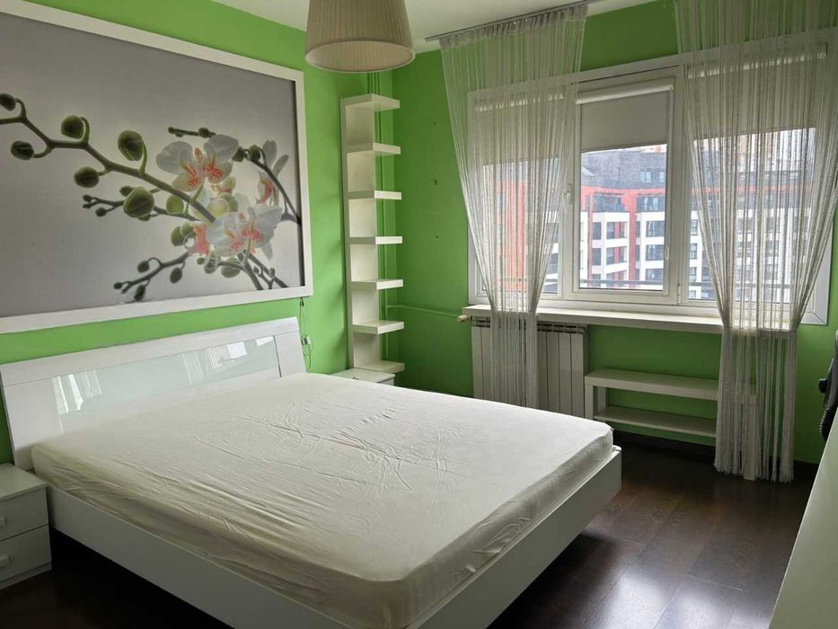 Дава се под наем Тристаен апартамент в София, Център - 90 кв.м за 599.25 € - Снимка #1