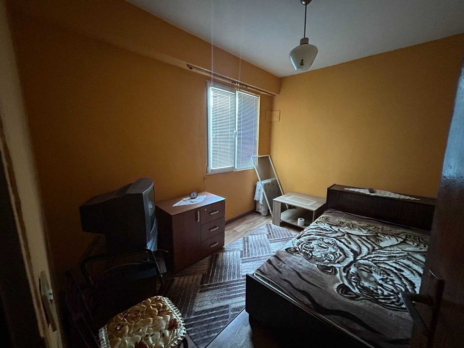 Продава се Тристаен апартамент в Попово - 75 кв.м за 932 €/кв.м - Снимка #4