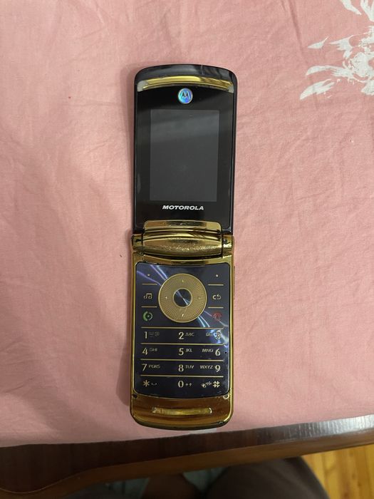 Продается Motorola V8/V9 CDMA Perfectum