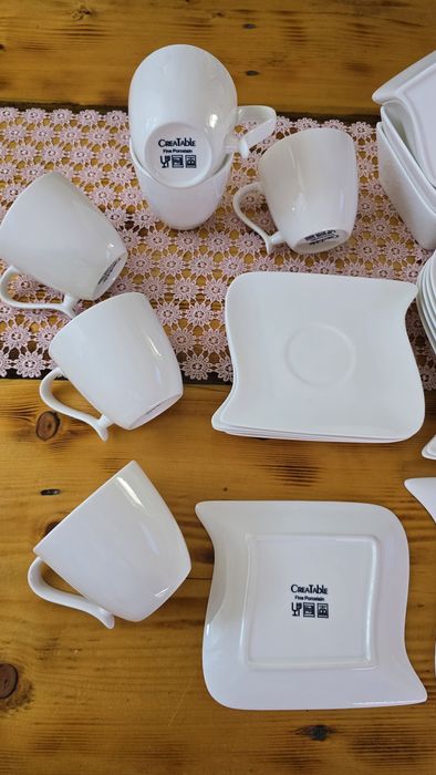 Set cafea . CreaTable.