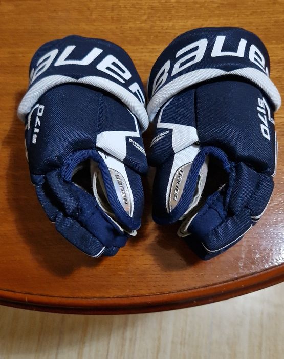 Manusi hochei Bauer supreme s170