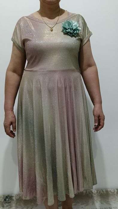 продам все платья по 5000