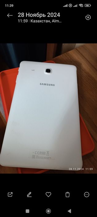 Планшет Samsung.