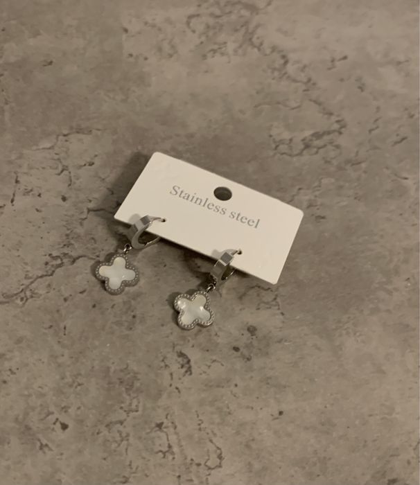 Обеци от неръждаема стомана