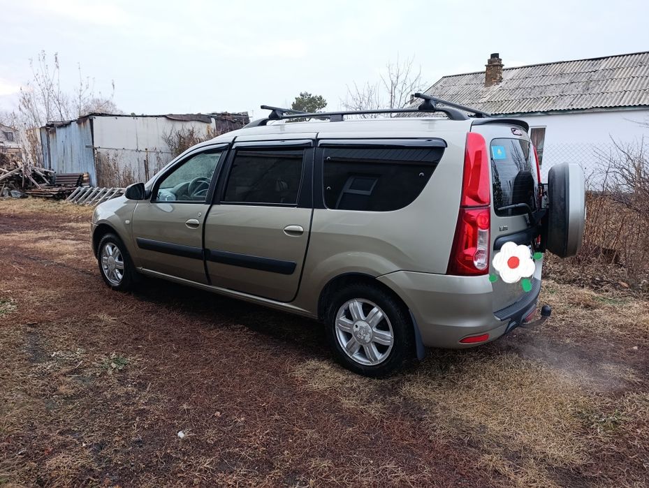 Лада Ларгус 2013 семиместный!