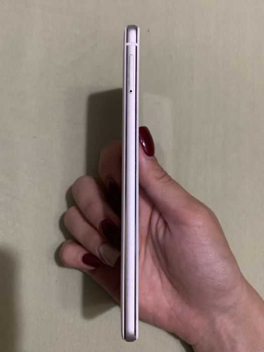 телефон Huawei P9 Lite