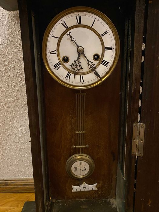 Старинные Часы с Боем Густав Беккер