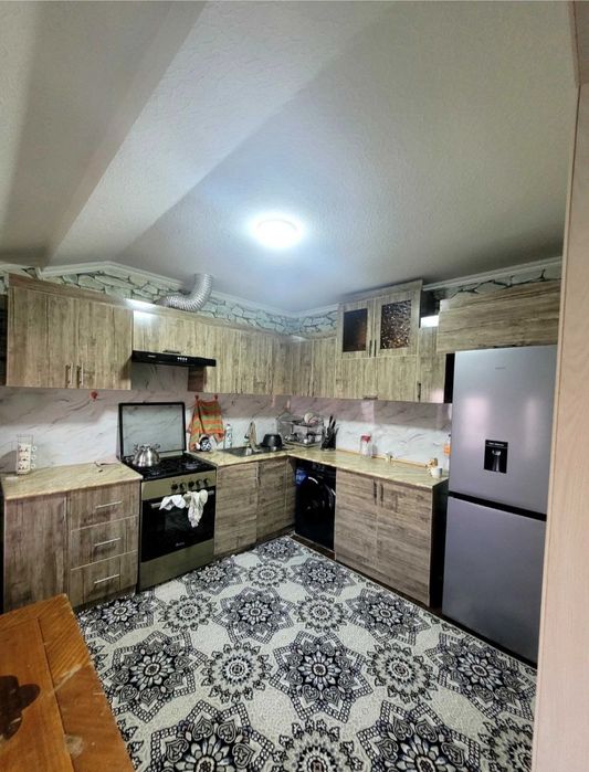 2 хонали квартира сотилади