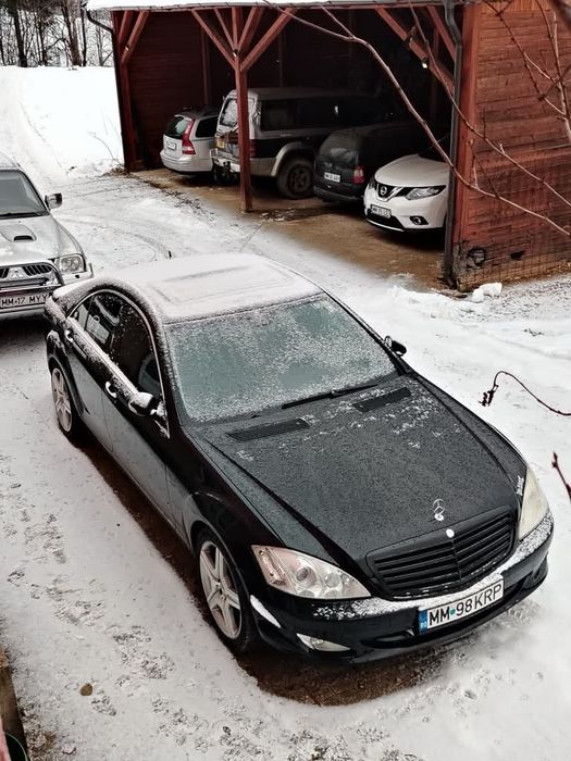 Mercedes Benz s320