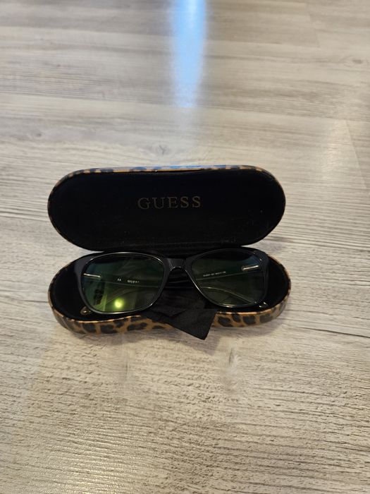 Rama ochelari vedere pentru femei brand Guess model GU2541 001 (54/17/135)
