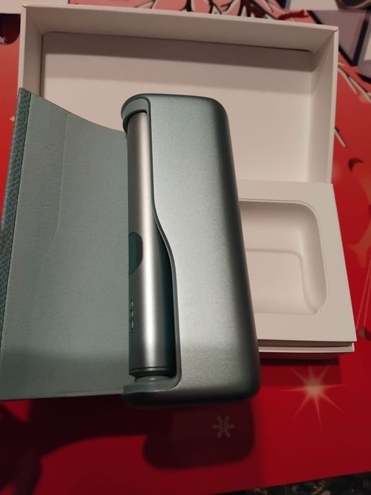 Aparat Iqos Ilumia Prime  aproape nou, cu funcție si de pus in pauză