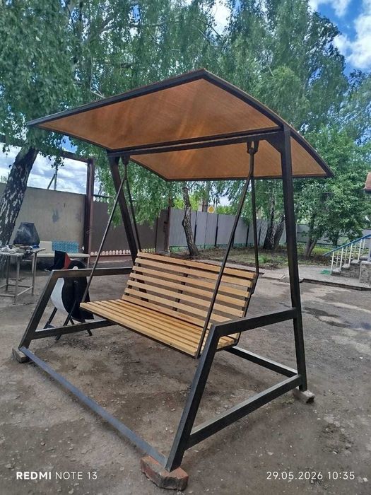 Продам беседку и урну