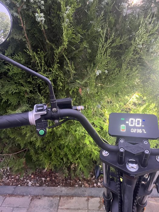 Moped electric fara permis