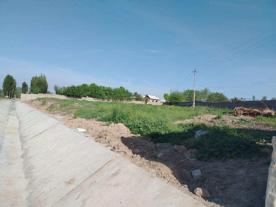 Uchaska 30 sotik Toshkent viloyatida Oqqo'rg'on tumani 30 000 $