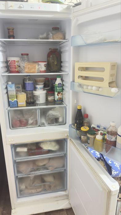 Продам холодильник