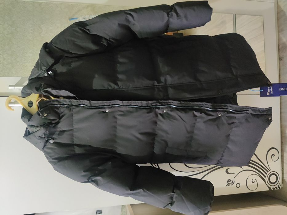 Продам куртку зимнию