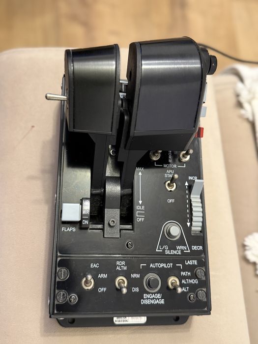 Thrustmaster Warthog HOTAS  Set impecabil