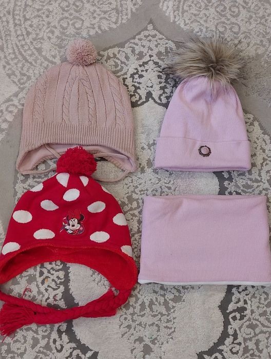 Lot caciulite iarna fetite